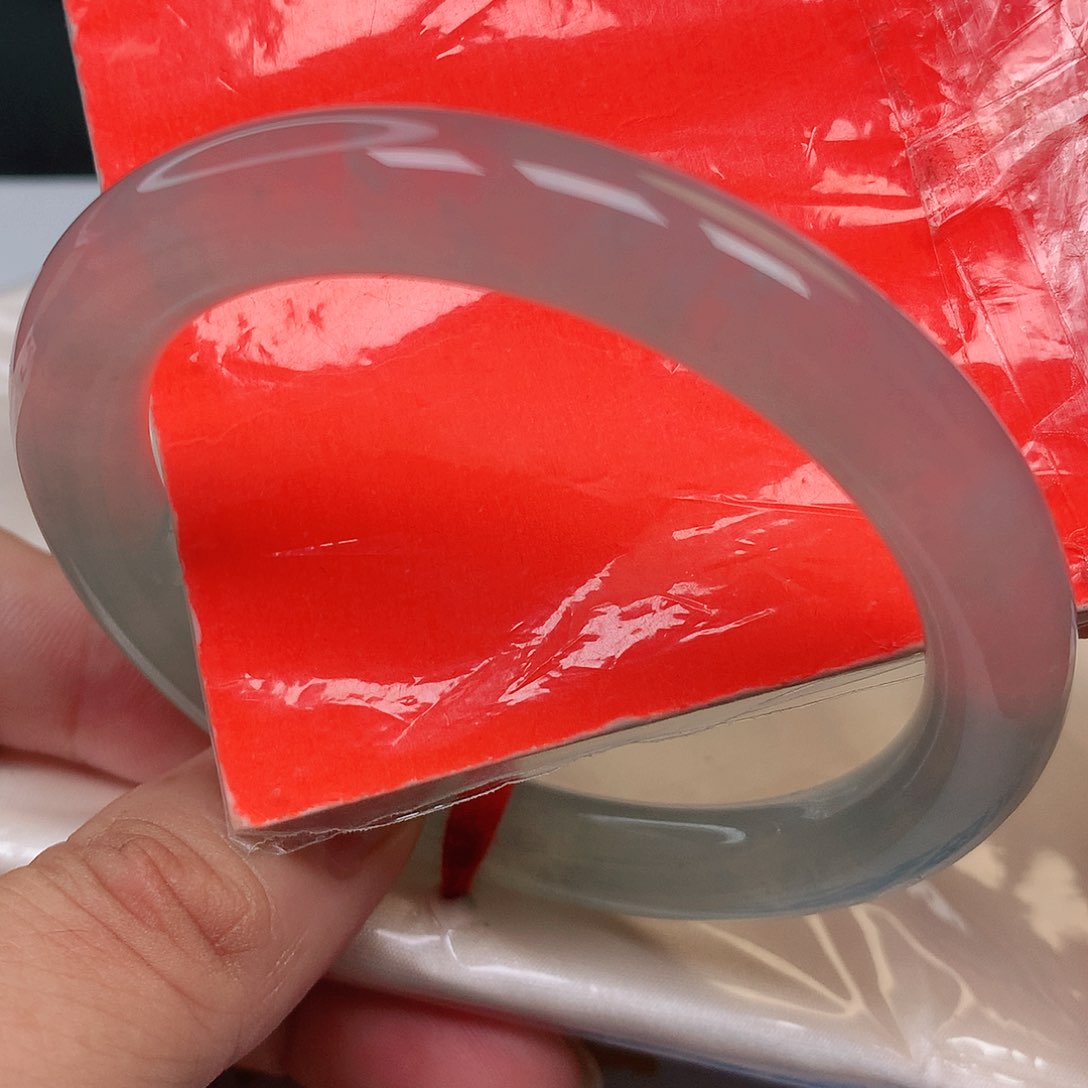 未镶嵌手镯翡翠。