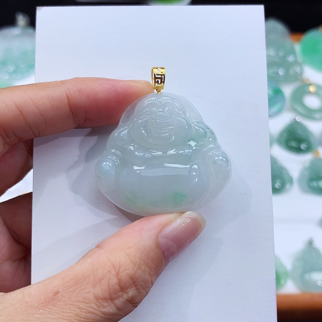 颈饰18K金镶嵌翡翠翡翠吊坠