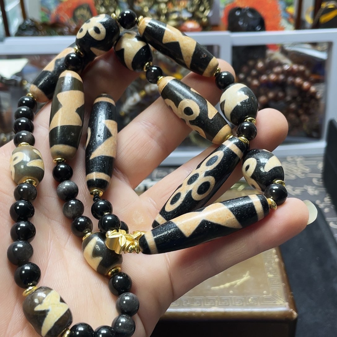 玛瑙/玉髓未镶嵌多样性发一