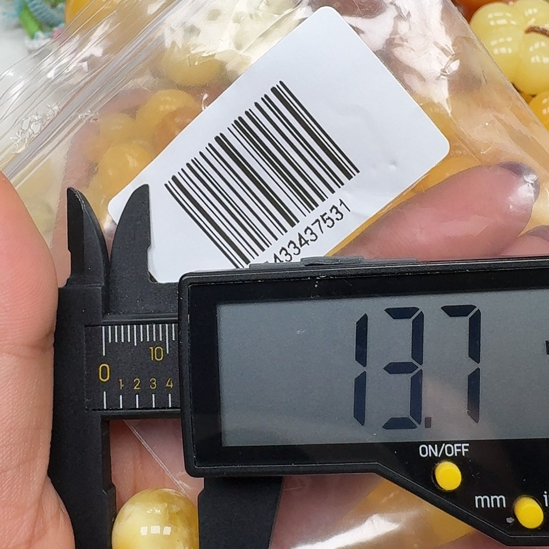 琥珀未镶嵌裸石悠悠