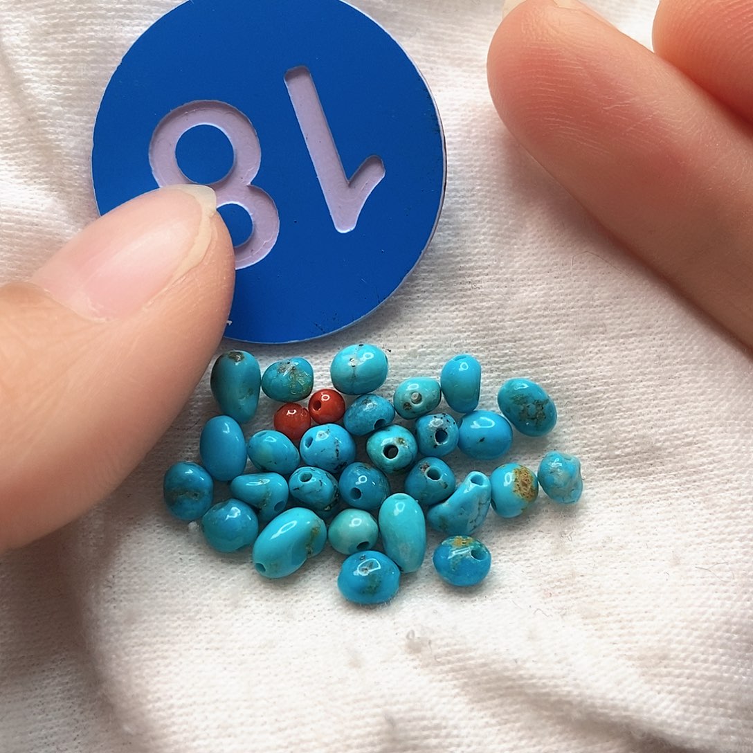 南红玛瑙未镶嵌珠宝奇石