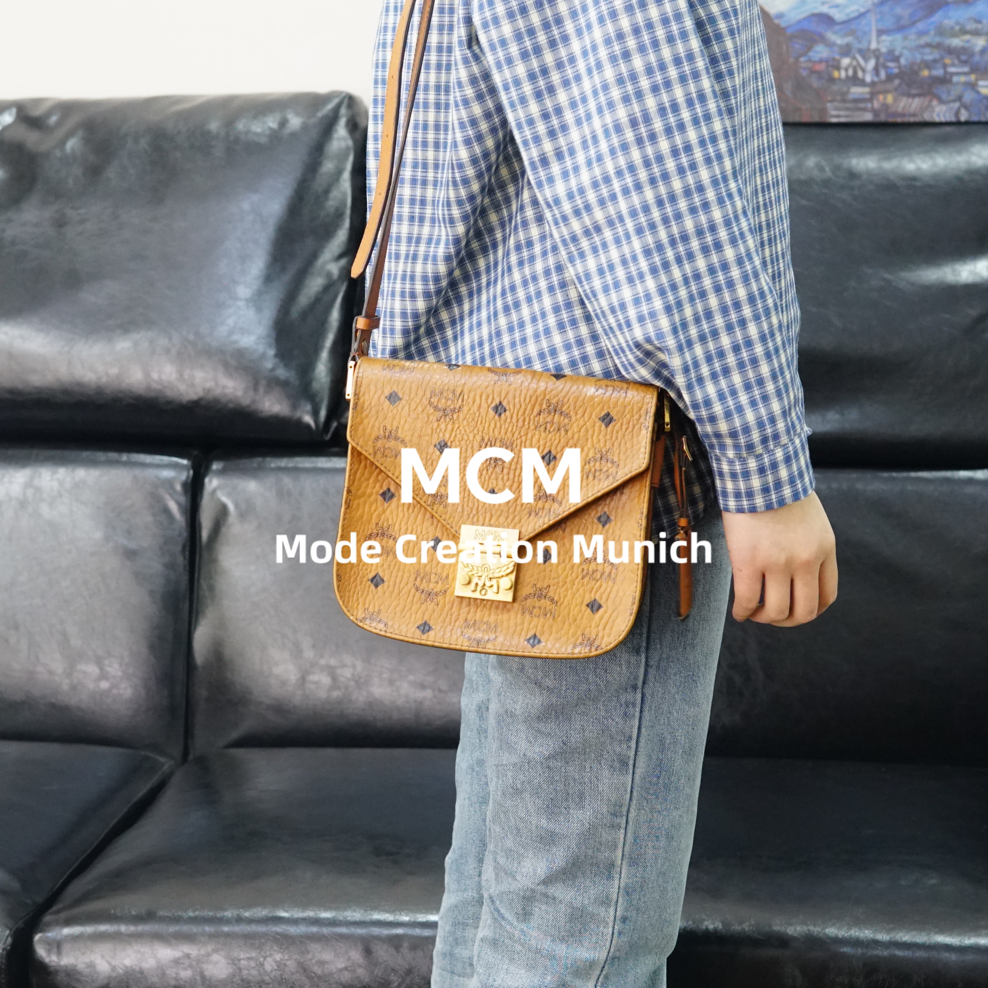 95新 MCM 干邑色马蹄包/GY02715032/5032