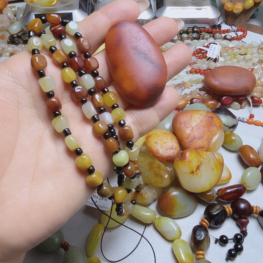 和田玉（糖玉）未镶嵌手链