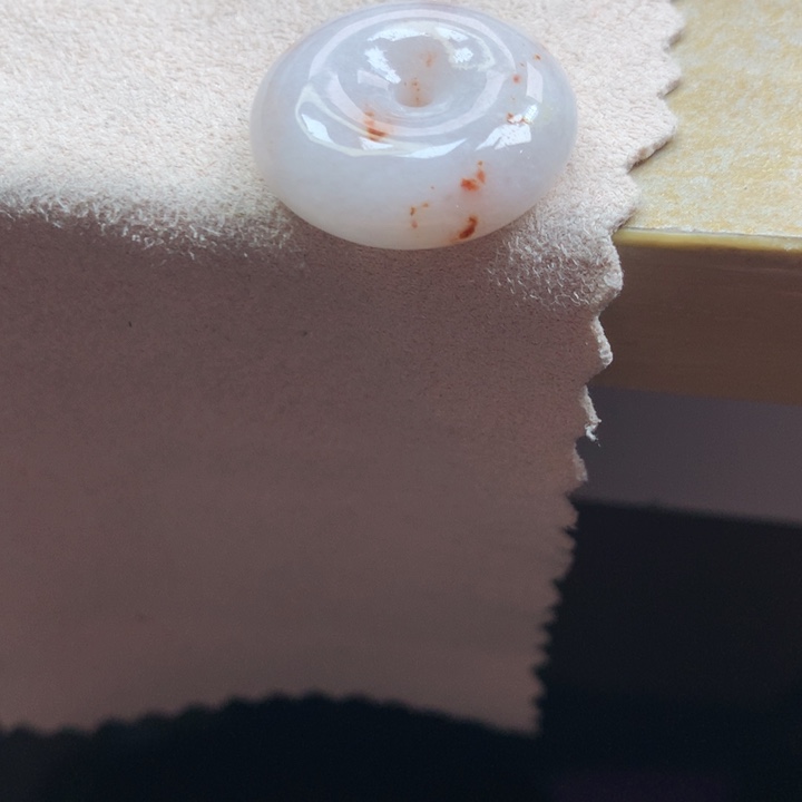 翡翠颈饰未镶嵌吊坠