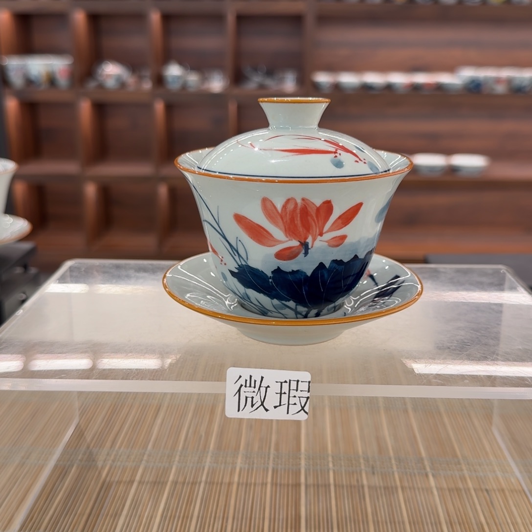釉下手绘茶具微瑕