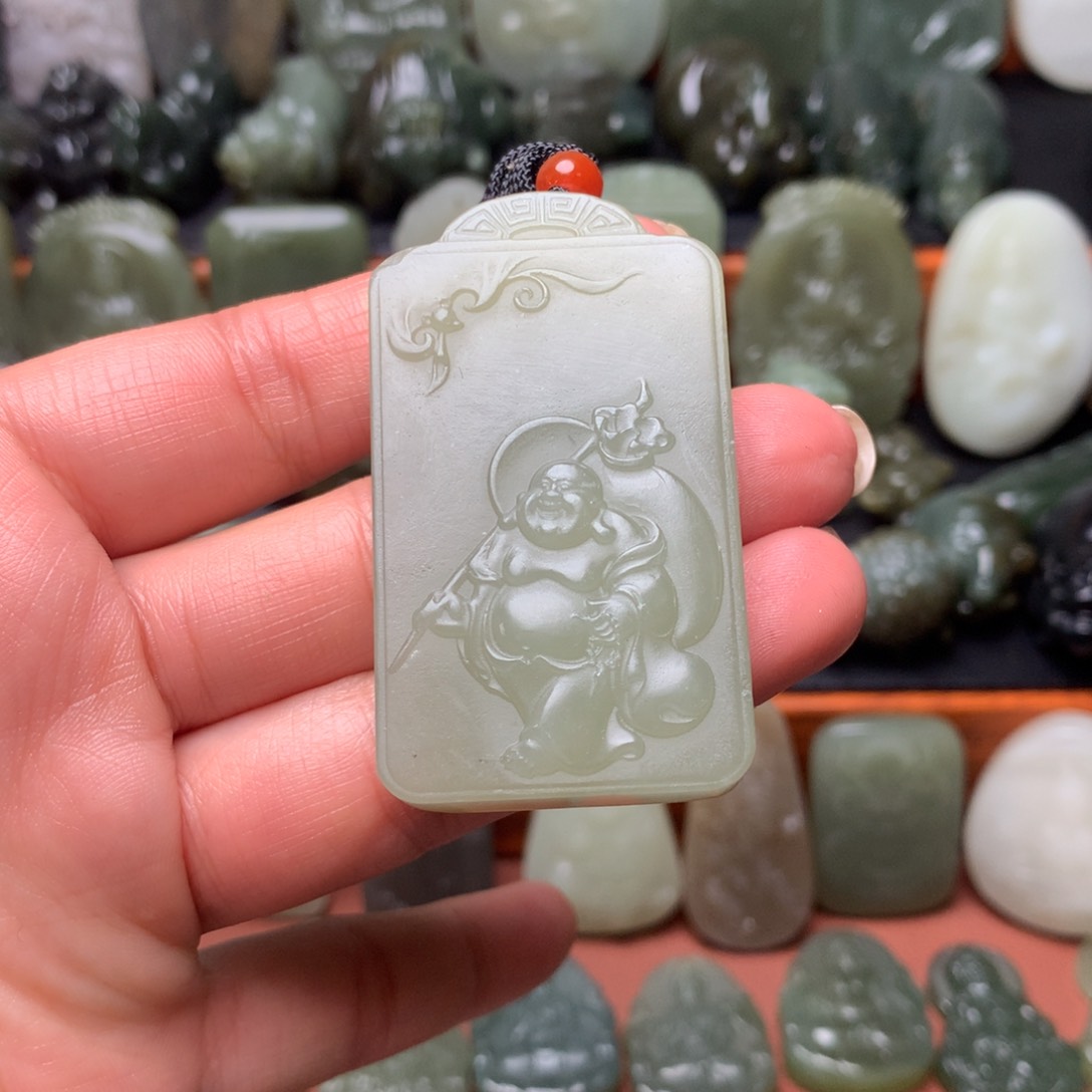 和田玉颈饰未镶嵌挂件51