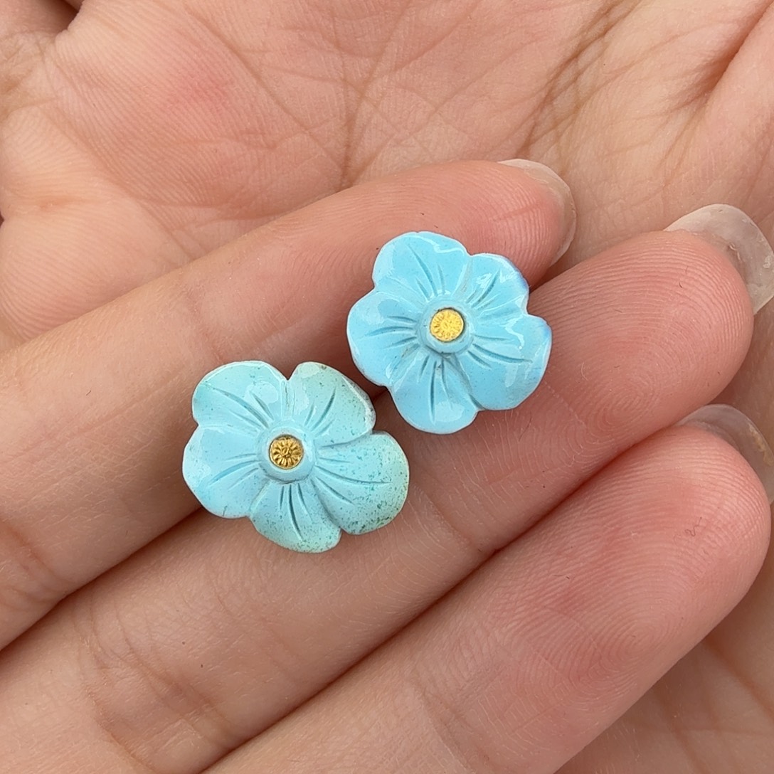 绿松石未镶嵌珠宝奇石