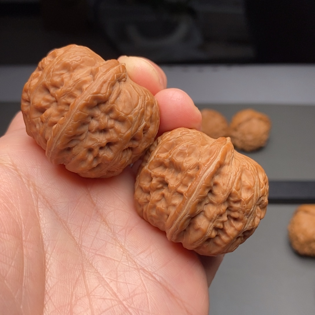 文玩核桃把件元宝40