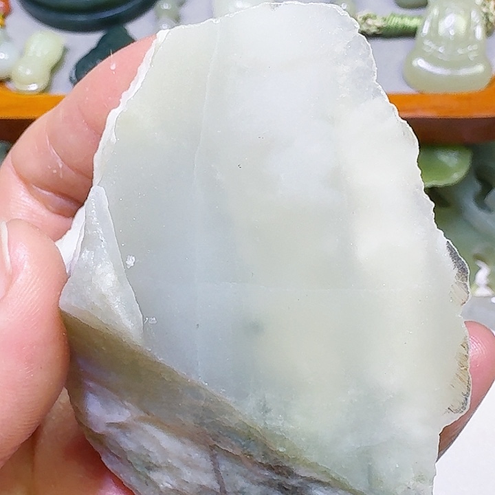 和田玉未镶嵌车挂