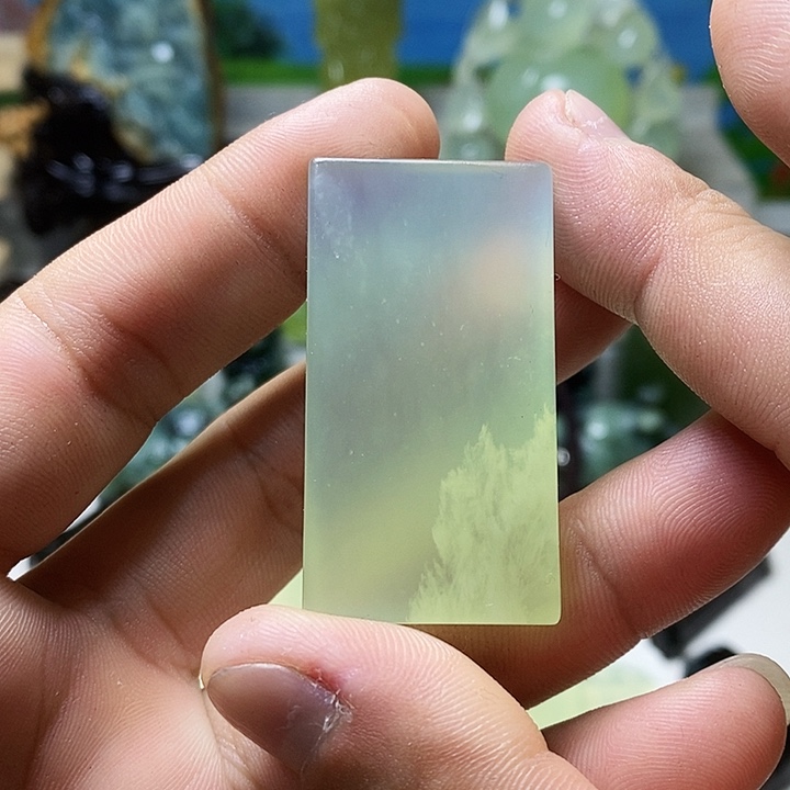 透闪石-蛇纹石玉未镶嵌挂件