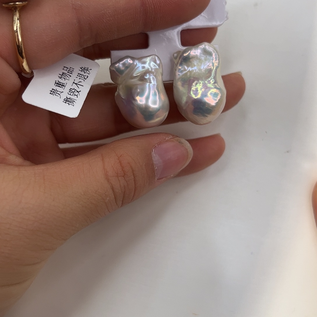 淡水珍珠银S925镶嵌耳饰