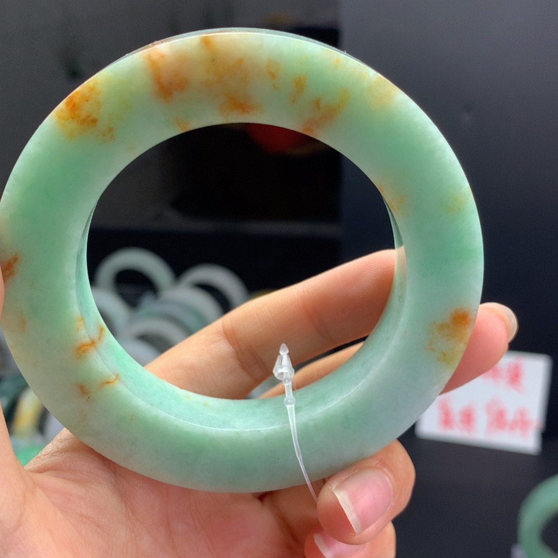 定制翡翠圆条未镶嵌