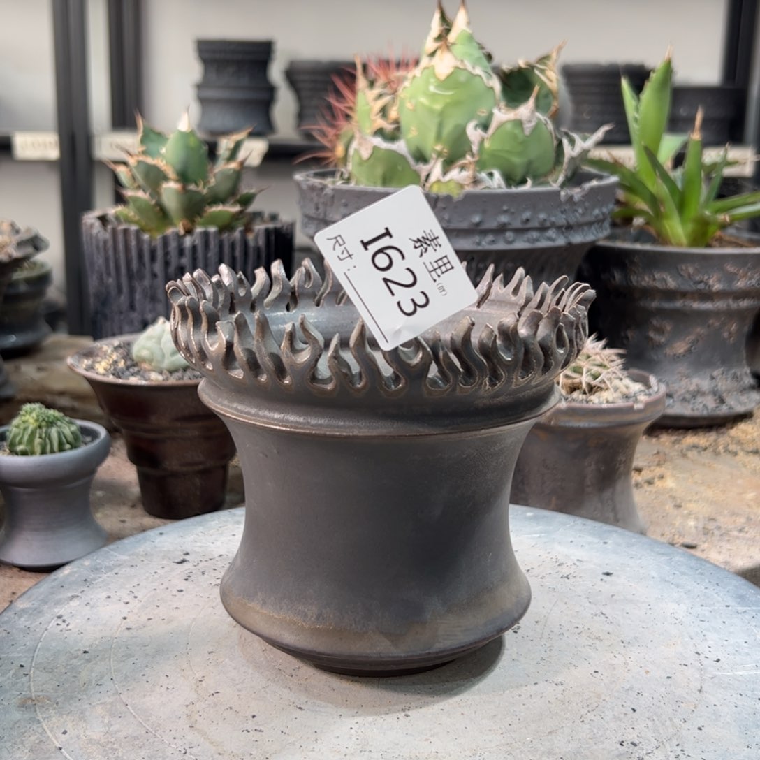 景德镇手工素里内口12高10.5瑕疵