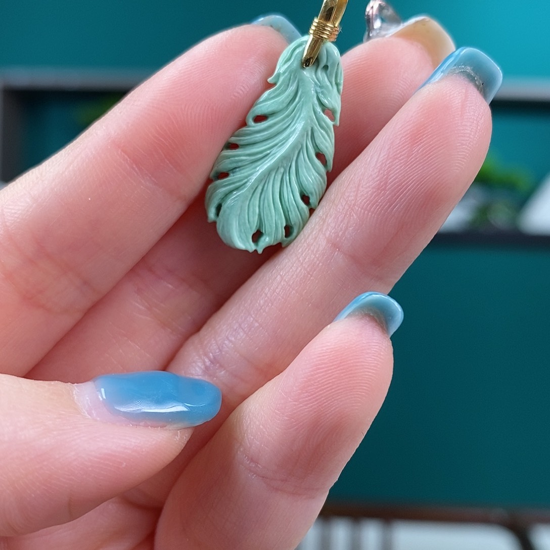 绿松石珠宝奇石18K金镶嵌