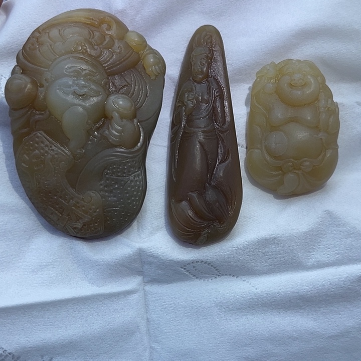 和田玉（糖玉）未镶嵌颈饰