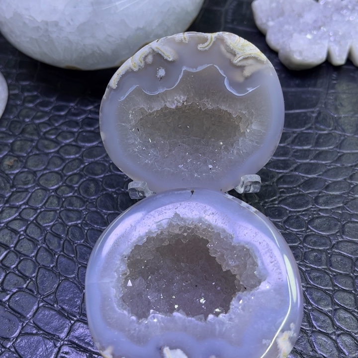 水晶未镶嵌珠宝半成品