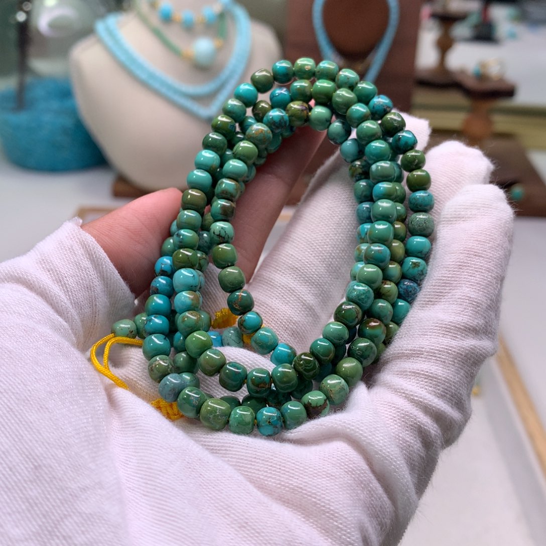 绿松石配饰未镶嵌