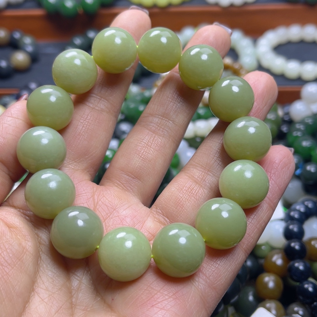 和田玉未镶嵌手链