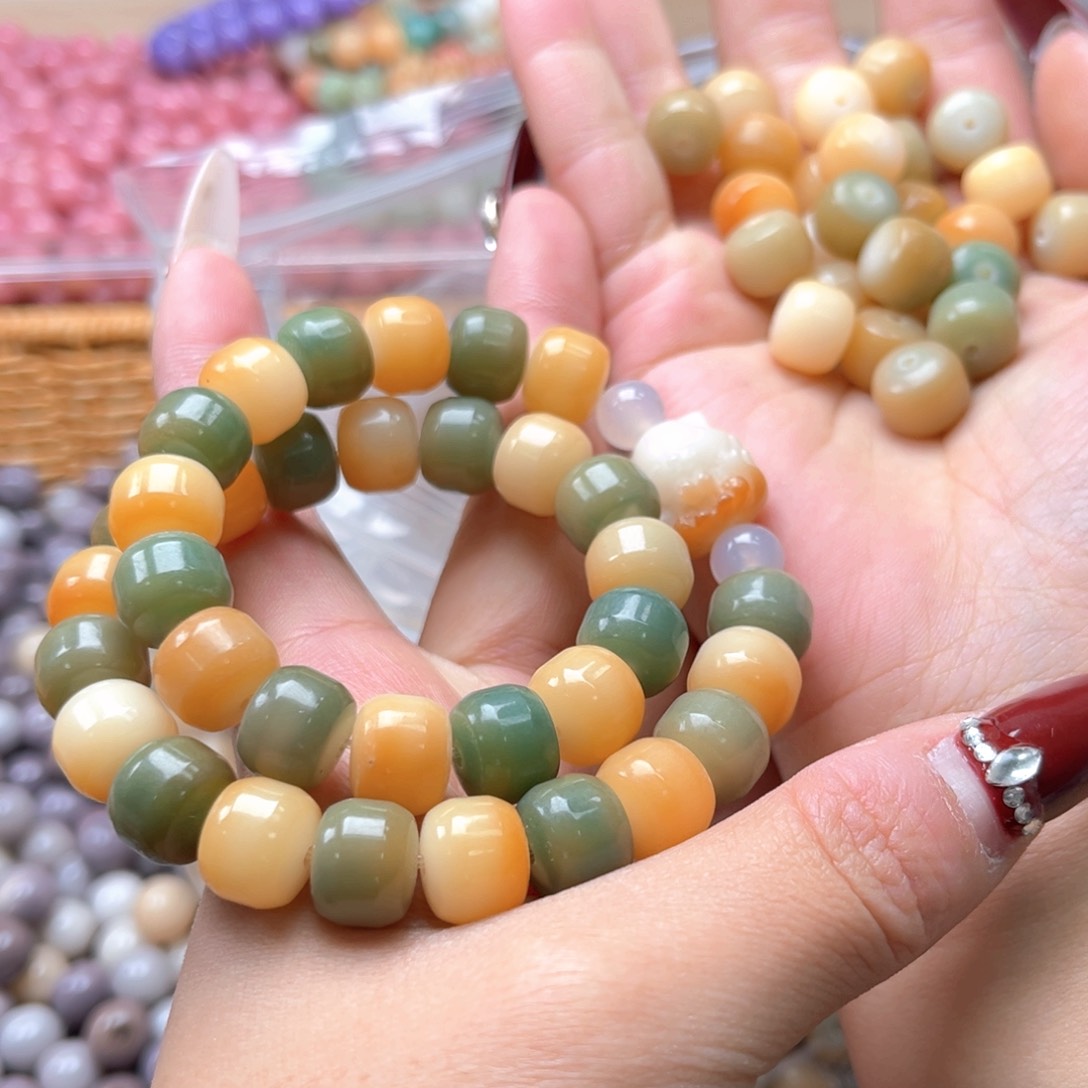 白玉菩提吊坠z11mm50颗。汉堡