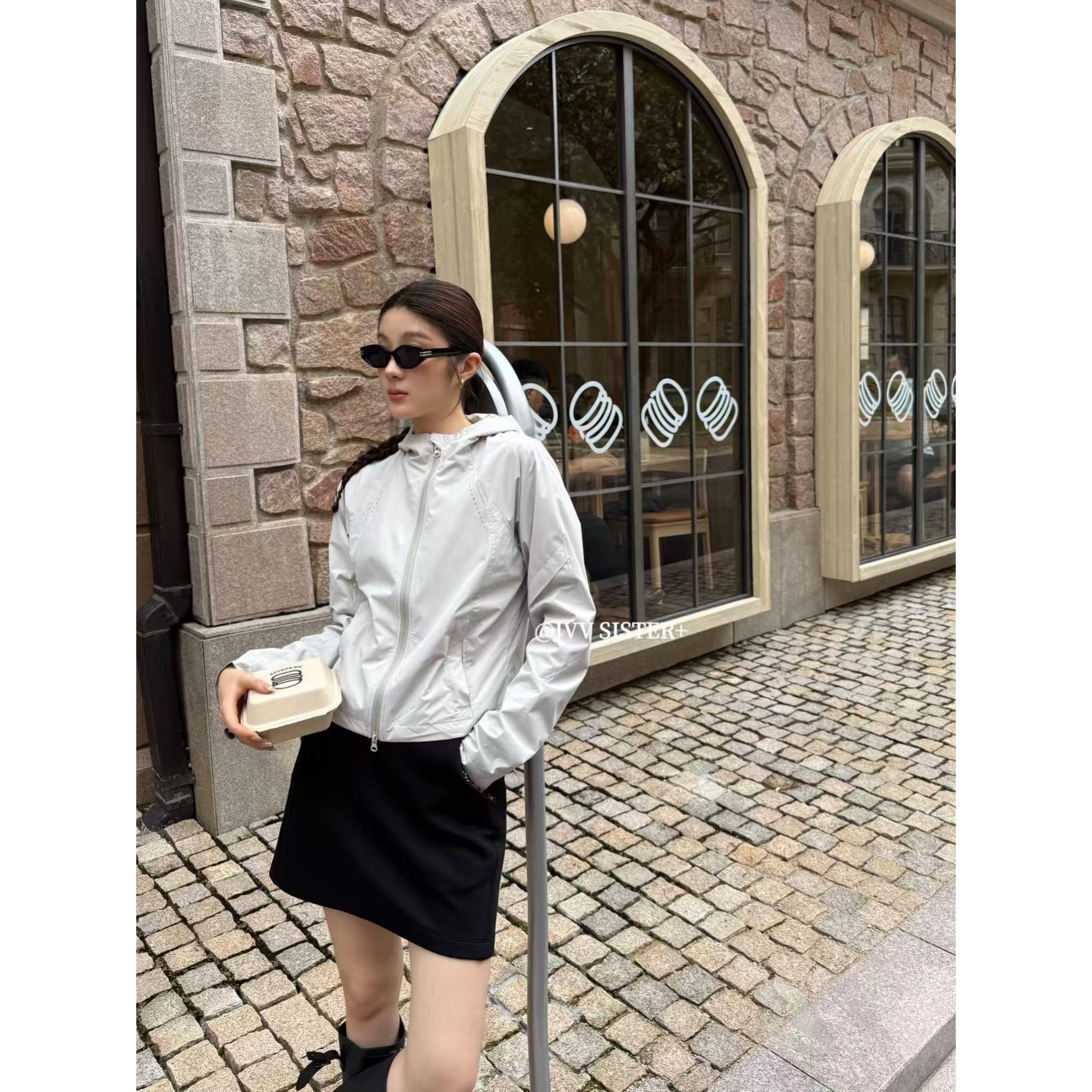 爱唯依（F）-百搭休闲感！连帽极简外套（JM71190#）JVV