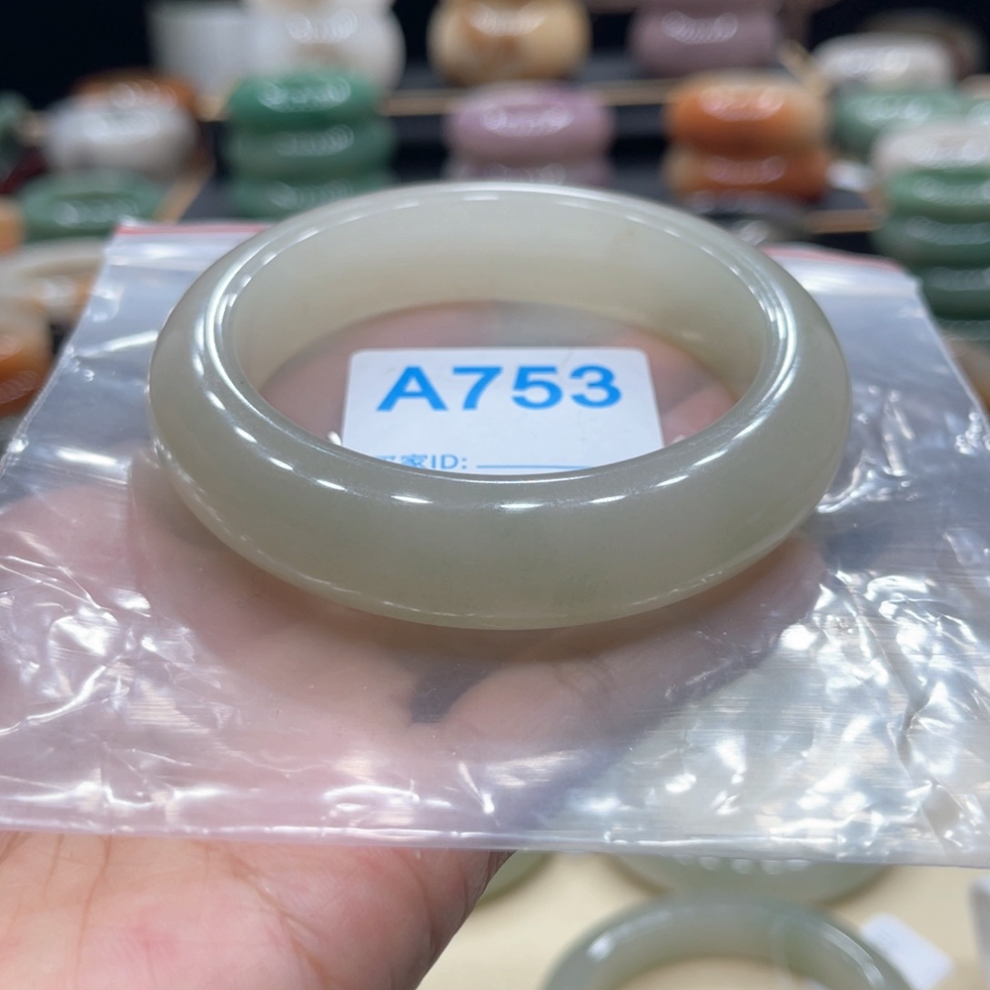 石英质玉手镯合金珍*