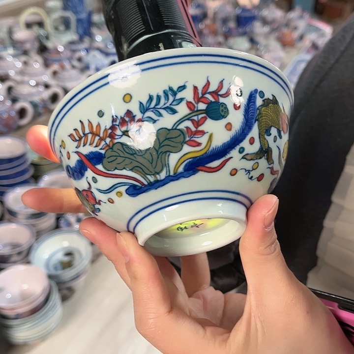 瓷片/////////直径12.5厘米。