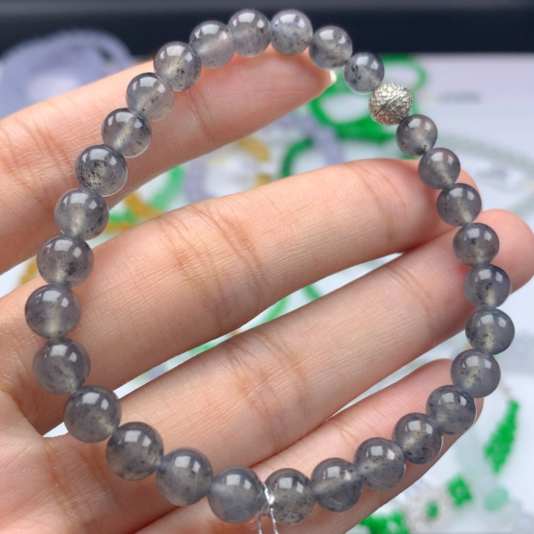 翡翠手链未镶嵌卡