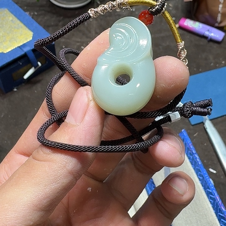 未镶嵌和田玉挂件