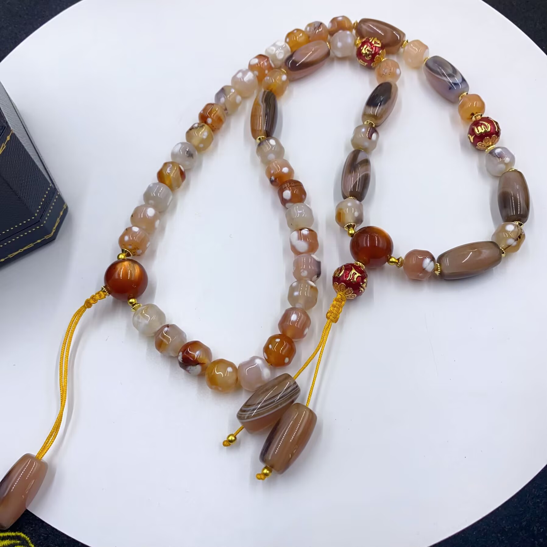 4673   浅褐色珠珠项链多样性发货