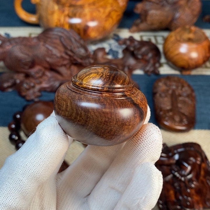 英***子黄花梨/降香黄檀把件