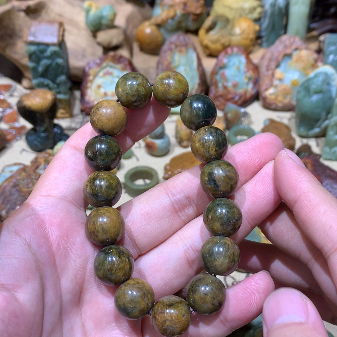 岫岩河磨玉（透闪石质玉）手串未镶嵌