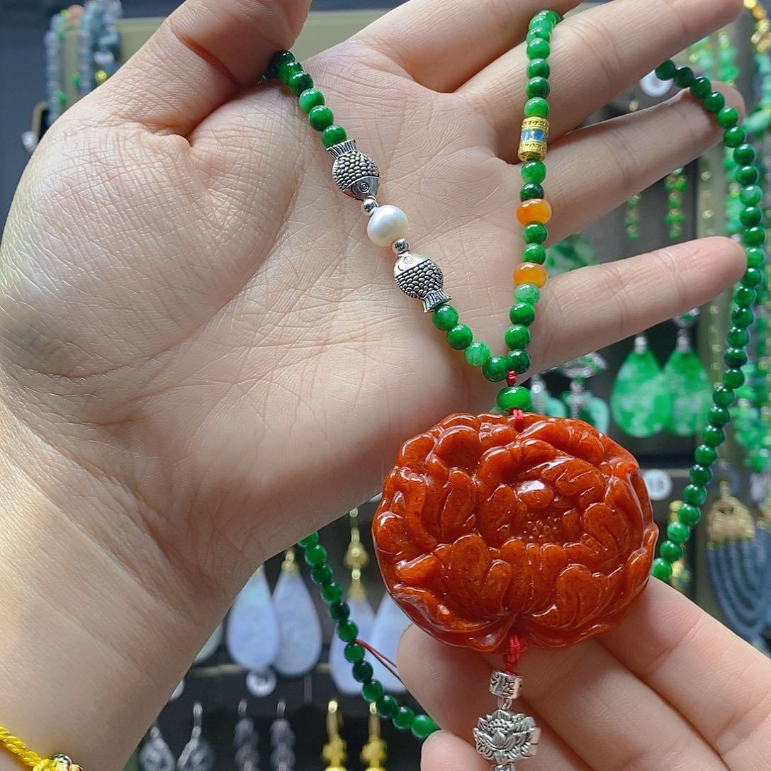 未镶嵌翡翠耳饰翡翠