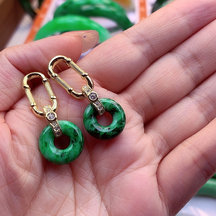 翡翠颈饰银S925镶嵌翡翠