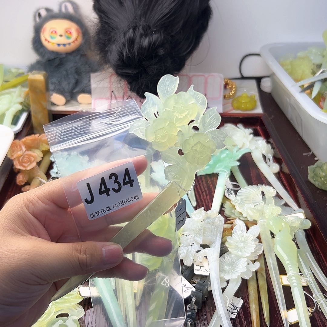 合金蛇纹石玉发饰大*兔