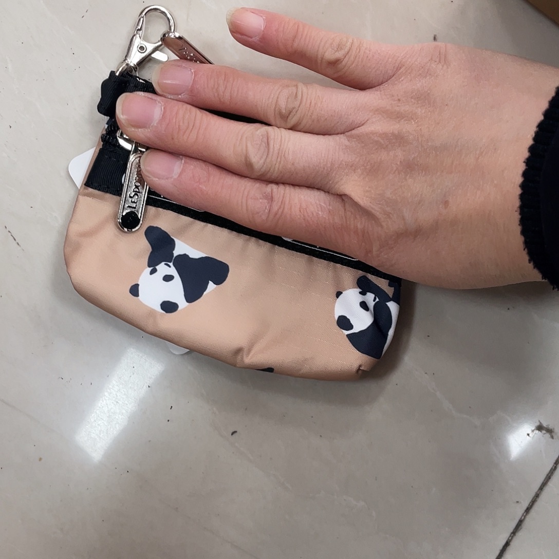 葑***组化妆包等各种产品