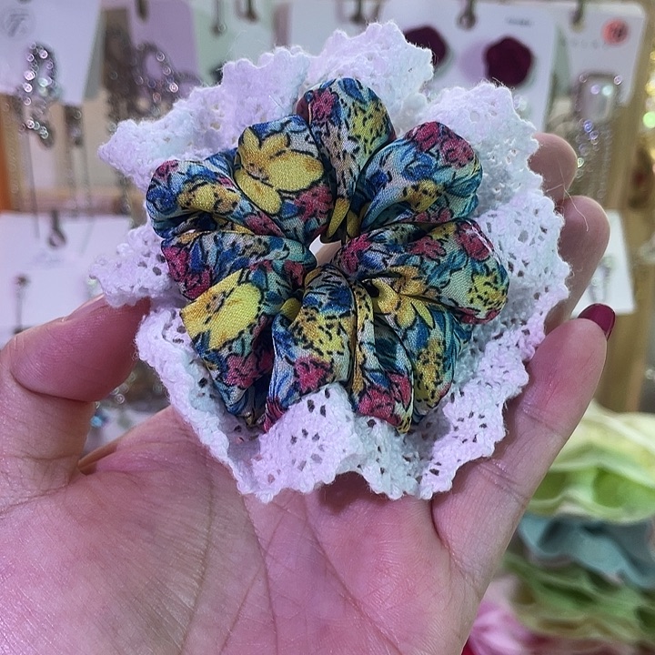 布艺非金属小发圈