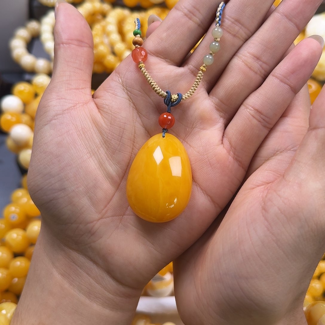 蜜蜡珠宝奇石未镶嵌水滴