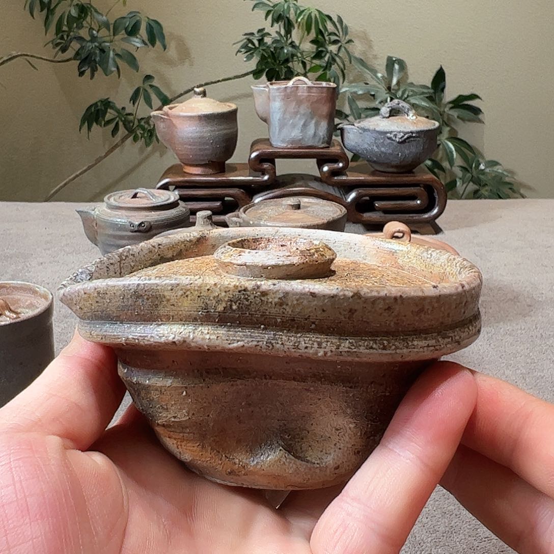 瓶夕*多陶秀交出。手捏。