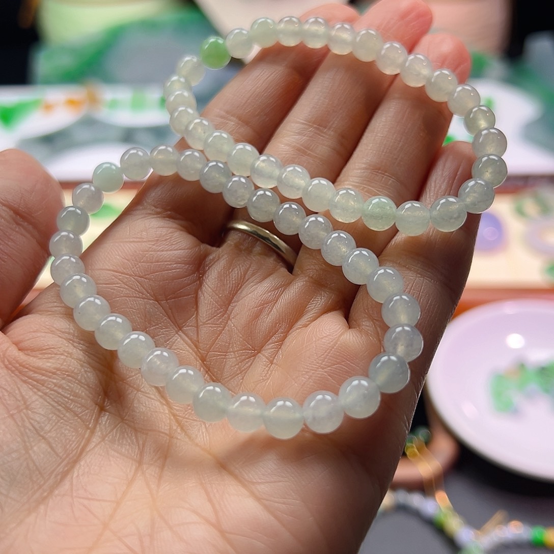 柳***哈定制翡翠未镶嵌翡翠冰透手链卡6+