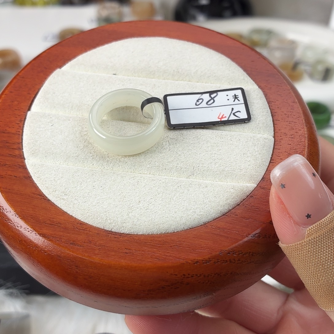 和田玉未镶嵌戒指Q11冰白轮胎内径16.1港码11