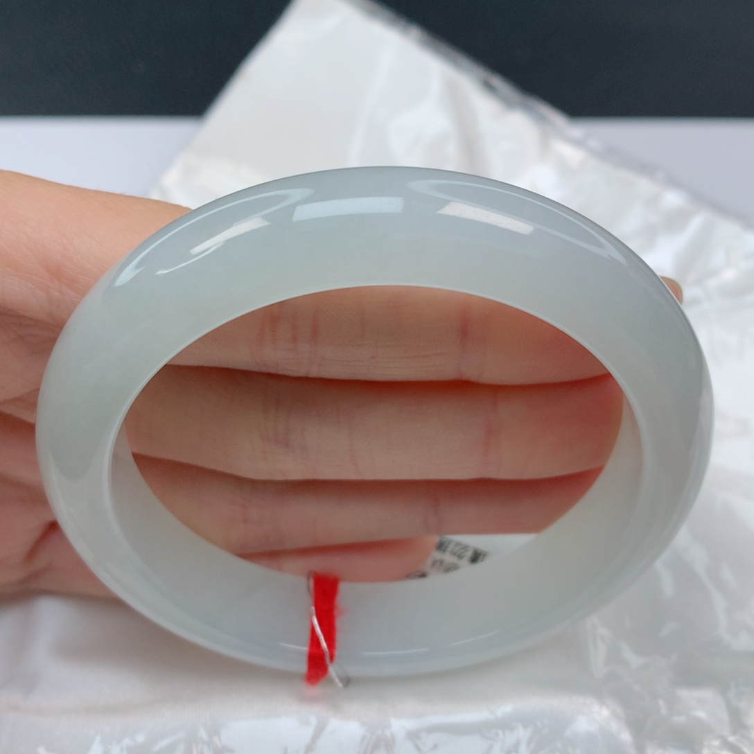 翡翠手镯未镶嵌57.5正圈