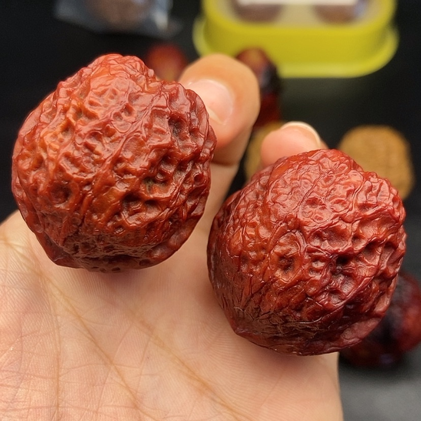 【闪购商品】把件文玩核桃40尺蛇皮元宝