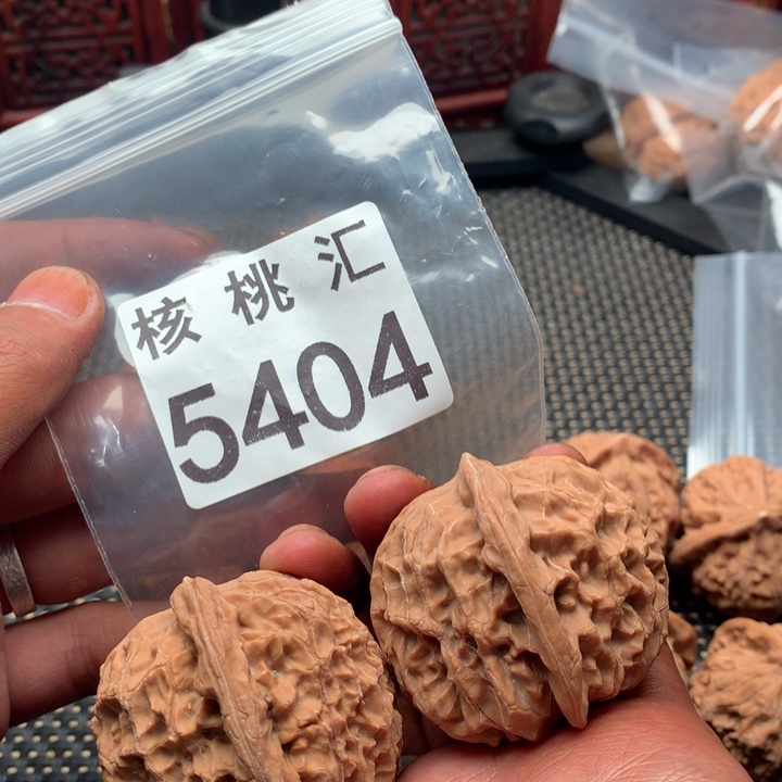 吊坠文玩核桃金麒麟