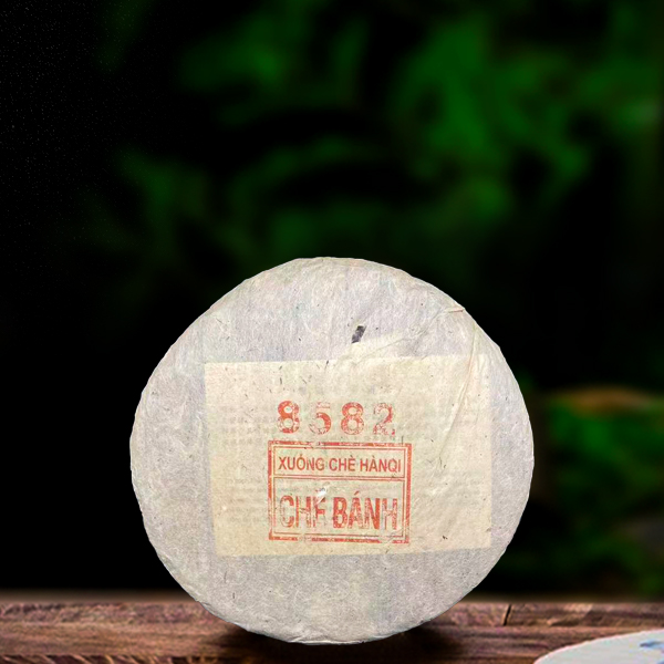 2000年8582生茶357g（配茶样）