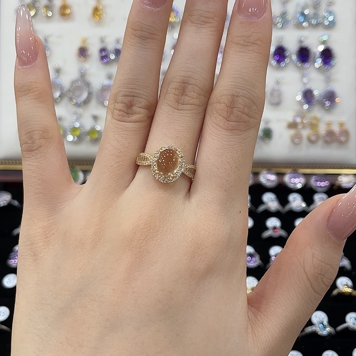 乌***纳黄晶戒指银S925镶嵌金托不保色