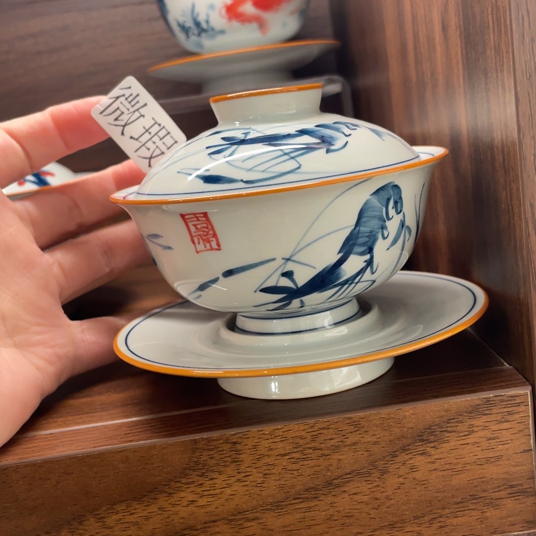 釉下手绘茶具微瑕