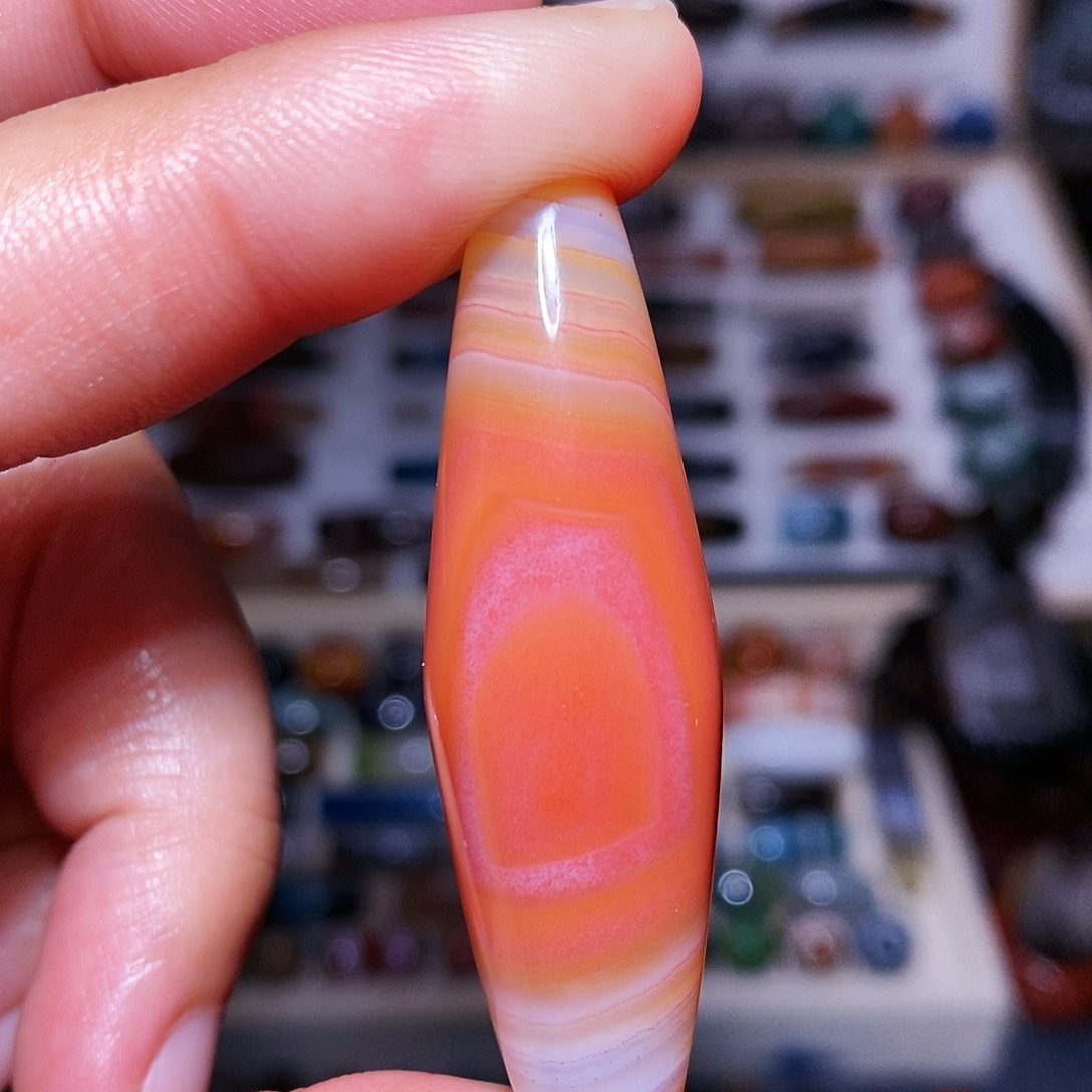 吊坠玛瑙未镶嵌….