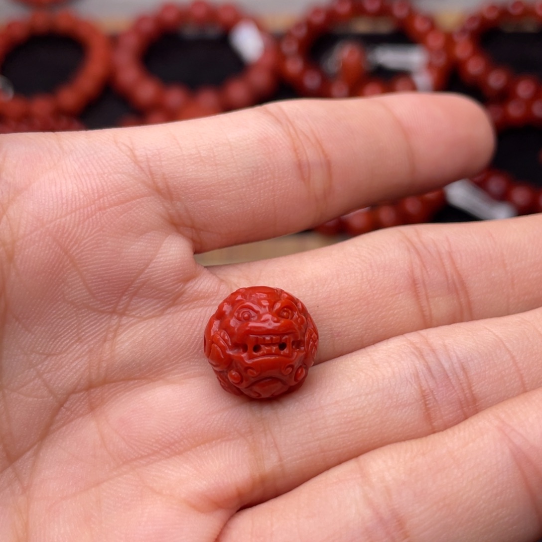 t***t南红玛瑙未镶嵌手串H13.3瓦西培训