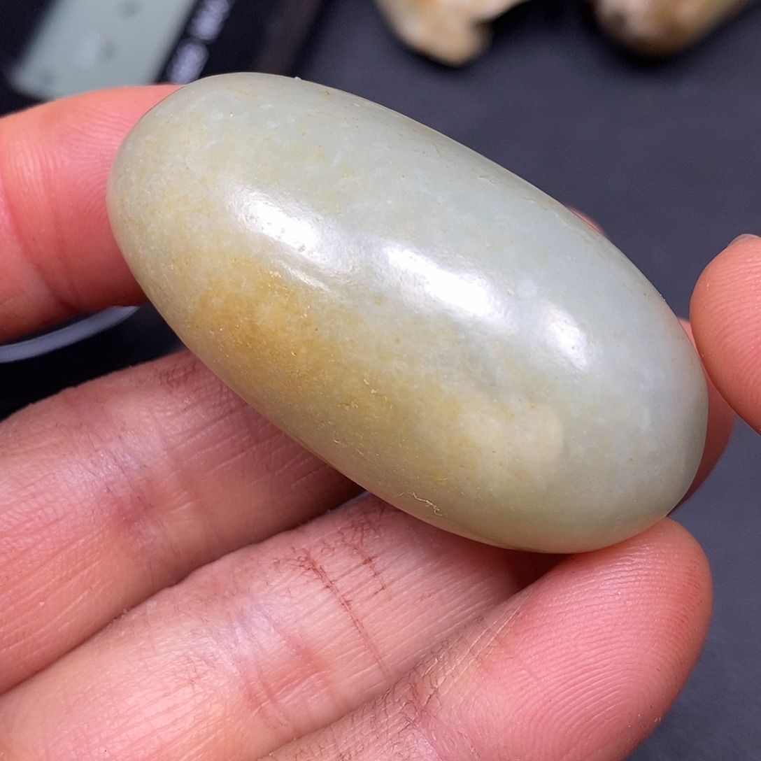 和田玉未镶嵌珠宝奇石