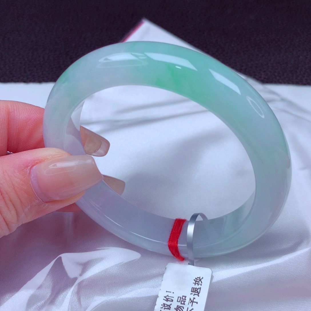 翡翠未镶嵌手镯手镯